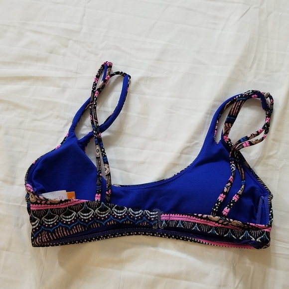 Bundle 2 Bikini Tops Victoria's Secret Size Small - Picture 10 of 12
